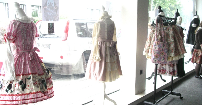 Schon das Schaufenster war toll geschmückt!